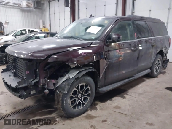 2024 Ford Expedition Max XLT with VIN 1FMJK1H86REA36110, listed as a IAAI auction lot 41518248 with 30,274 mi miles and . Bid and sale history available at DreamBid. Image 23.