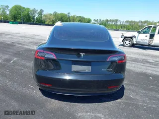 2019 Tesla Model 3 Long Range with VIN 5YJ3E1EBXKF208941, listed as a IAAI auction lot 40259510 with 80,971 mi miles. Bid and sale history available at carsss.com. Image 15.