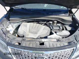 2015 Kia Sorento SX with VIN 5XYKWDA70FG565779, listed as a IAAI auction lot 41675010 with 134,060 mi miles. Bid and sale history available at carsss.com. Image 10.