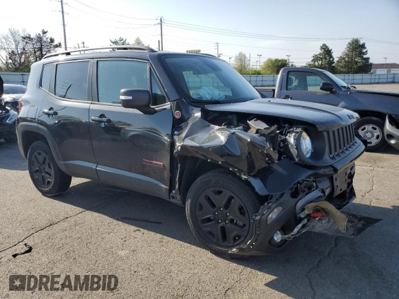2018 Jeep Renegade Trailhawk with VIN ZACCJBCB8JPH42239, listed as a Copart auction lot 53448085 with 21,221 mi miles and Salvage Title. Bid and sale history available at carsss.com. Image 4.