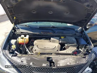2020 Chrysler Pacifica Touring with VIN 2C4RC1FG8LR150540, listed as a IAAI auction lot 41506101 with 152,046 mi miles and . Bid and sale history available at DreamBid. Image 10.