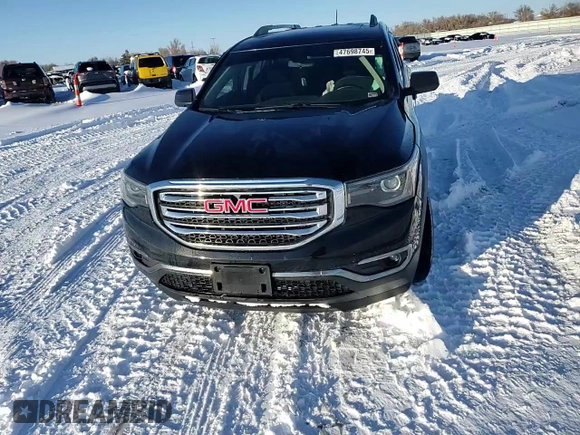 2018 GMC Acadia SLE z VIN 1GKKNTLS1JZ166490, wystawiony jako Copart lot #47698745 z przebiegiem 95 299 mil mil oraz Szkoda całkowita • Salvage title. Historia ofert i sprzedaży dostępna na DreamBid. Obrazek 12.