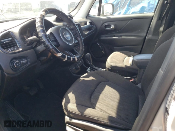 2018 Jeep Renegade Altitude with VIN ZACCJBBB0JPH10922, listed as a Copart auction lot 49244664 with 71,633 mi miles and Clean title. Bid and sale history available at DreamBid. Image 7.