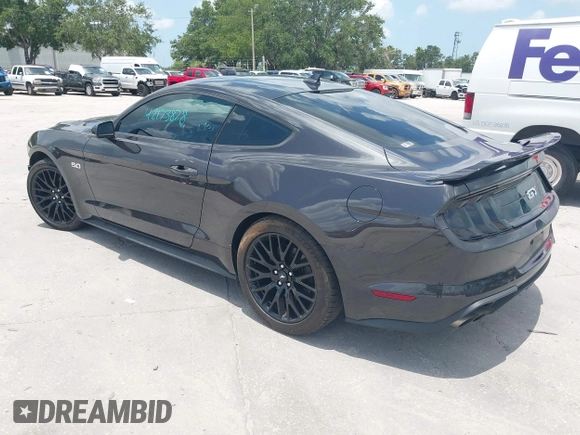 2022 Ford Mustang GT z VIN 1FA6P8CF9N5118407, wystawiony jako IAAI lot #42391902 z przebiegiem 25 355 mil mil oraz . Historia ofert i sprzedaży dostępna na DreamBid. Obrazek 3.