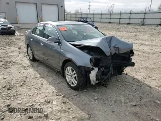2007 Volkswagen Jetta Wolfsburg Edition z VIN 3VWEF71K87M148527, wystawiony jako Copart lot #54826925 z przebiegiem 155 048 mil mil oraz Nie do naprawy • Non repairable. Historia ofert i sprzedaży dostępna na DreamBid. Obrazek 13.