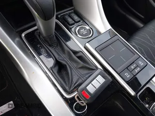 2019 Mitsubishi Eclipse Cross SE z VIN JA4AT5AA2KZ001126, wystawiony jako IAAI lot #41769653 z przebiegiem 65 699 mil mil oraz . Historia ofert i sprzedaży dostępna na DreamBid. Obrazek 11.
