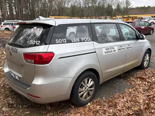 2017 Kia Sedona L with VIN KNDMA5C1XH6264738, listed as a Copart auction lot 50898905 with 151,513 mi miles and Clean Title. Bid and sale history available at carsss.com. Image 4.