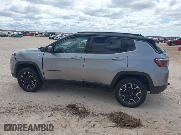 2020 Jeep Compass Trailhawk z VIN 3C4NJDDB5LT171727, wystawiony jako IAAI lot #41844523 z przebiegiem 103 952 mil mil oraz . Historia ofert i sprzedaży dostępna na DreamBid. Obrazek 14.