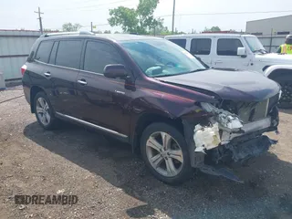 2012 Toyota Highlander Limited with VIN 5TDYK3EH5CS072729, listed as a IAAI auction lot 42098412 with 168,117 mi miles and . Bid and sale history available at DreamBid. Image 1.