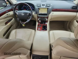 2011 Lexus LS 460 z VIN JTHCL5EF9B5012473, wystawiony jako Copart lot #62384625 z przebiegiem 166 149 mil mil oraz Czysty tytuł • Clean title. Historia ofert i sprzedaży dostępna na DreamBid. Obrazek 8.