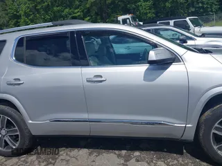 2019 GMC Acadia Denali с VIN 1GKKNPLS0KZ155926, выставлен на аукционе IAAI как лот 42253778 с пробегом 52 860 миль миль и . История ставок и продаж доступна на DreamBid. Изображение 14.