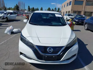 2019 Nissan LEAF SV z VIN 1N4AZ1CP0KC305899, wystawiony jako IAAI lot #41746355 z przebiegiem 31 703 mil mil oraz . Historia ofert i sprzedaży dostępna na DreamBid. Obrazek 12.