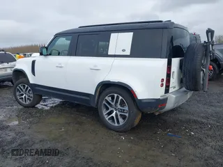 2020 Land Rover Defender HSE z VIN SALE9EEUXL2025865, wystawiony jako IAAI lot #41188195 z przebiegiem 29 756 mil mil oraz . Historia ofert i sprzedaży dostępna na DreamBid. Obrazek 3.
