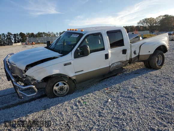 2003 Ford F-350 XL with VIN 1FTWW33F93EA39932, listed as a Copart auction lot 82341464 with 338,158 mi miles and Salvage Title. Bid and sale history available at DreamBid. Image 1.