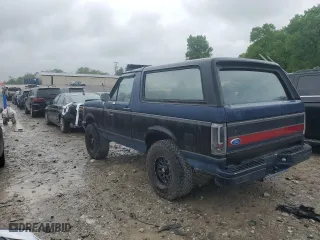 1990 Ford Bronco XL with VIN 1FMEU15N4LLA03776, listed as a Copart auction lot 54120325 with 184,480 mi miles and Clean Title. Bid and sale history available at carsss.com. Image 2.
