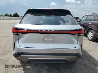 2023 Lexus RX 350 z VIN 2T2BAMCA9PC035293, wystawiony jako Copart lot #61624595 z przebiegiem 17 559 mil mil oraz Szkoda całkowita • Salvage title. Historia ofert i sprzedaży dostępna na DreamBid. Obrazek 6.