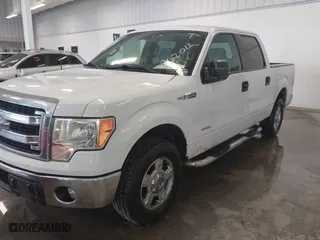 2013 Ford F-150 XL with VIN 1FTFW1CTXDFA62013, listed as a IAAI auction lot 41645531 with 185,555 mi miles. Bid and sale history available at carsss.com. Image 6.