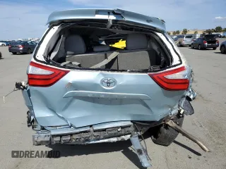 2015 Toyota Sienna XLE с VIN 5TDYK3DC8FS557294, выставлен на аукционе Copart как лот 57247845 с пробегом Не указан миль и Списание • Salvage title. История ставок и продаж доступна на DreamBid. Изображение 6.