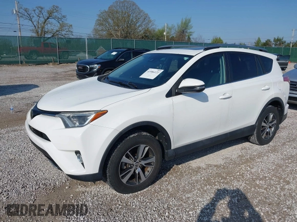 2018 Toyota RAV4 XLE with VIN 2T3WFREV2JW412970, listed as a IAAI auction lot 41986122 with 61,828 mi miles. Bid and sale history available at carsss.com. Image 18.