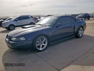 2001 Ford Mustang GT Deluxe z VIN 1FAFP42X41F139883, wystawiony jako Copart lot #50243745 z przebiegiem 142 545 mil mil oraz Szkoda całkowita • Salvage title. Historia ofert i sprzedaży dostępna na DreamBid. Obrazek 1.
