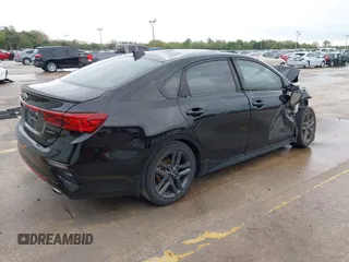 2020 Kia Forte GT-Line with VIN 3KPF34ADXLE165818, listed as a IAAI auction lot 41753657 with 58,079 mi miles. Bid and sale history available at carsss.com. Image 4.