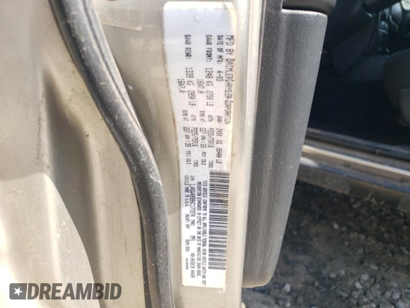 2004 Jeep Grand Cherokee Laredo z VIN 1J4GW48S84C177274, wystawiony jako Copart lot #56468855 z przebiegiem 236 014 mil mil oraz Szkoda całkowita • Salvage title. Historia ofert i sprzedaży dostępna na DreamBid. Obrazek 14.
