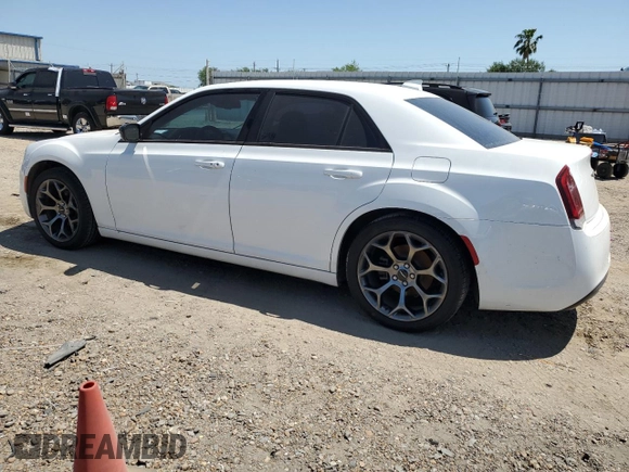 2018 Chrysler 300 Touring z VIN 2C3CCAAG4JH302012, wystawiony jako Copart lot #52806985 z przebiegiem 73 335 mil mil oraz Szkoda całkowita • Salvage title. Historia ofert i sprzedaży dostępna na DreamBid. Obrazek 2.