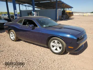 2013 Dodge Challenger SXT z VIN 2C3CDYAG5DH695223, wystawiony jako Copart lot #57690455 z przebiegiem 76 831 mil mil oraz Szkoda całkowita • Salvage title. Historia ofert i sprzedaży dostępna na DreamBid. Obrazek 4.