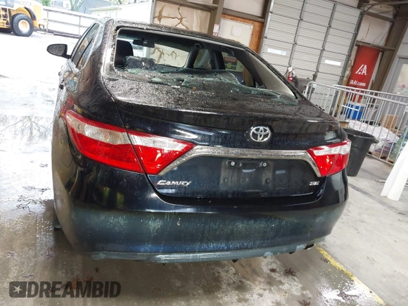2017 Toyota Camry XLE z VIN 4T1BF1FK3HU438145, wystawiony jako IAAI lot #41928060 z przebiegiem 31 413 mil mil oraz . Historia ofert i sprzedaży dostępna na DreamBid. Obrazek 16.