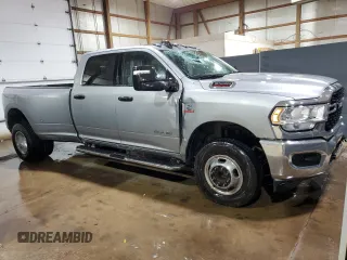 2024 Ram 3500 Big Horn with VIN 3C63RRHLXRG165494, listed as a Copart auction lot 80428054 with 47,791 mi miles and Clean Title. Bid and sale history available at carsss.com. Image 4.