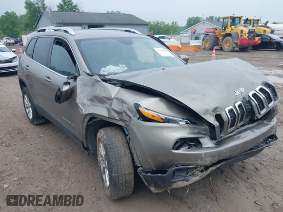 2017 Jeep Cherokee Latitude with VIN 1C4PJMCB3HW657318, listed as a IAAI auction lot 42429044 with 133,335 mi miles and . Bid and sale history available at DreamBid. Image 6.