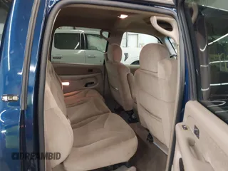 2002 GMC Sierra 2500HD SLE with VIN 1GTHK23192F157362, listed as a IAAI auction lot 41200514 with 145,273 mi miles. Bid and sale history available at carsss.com. Image 8.