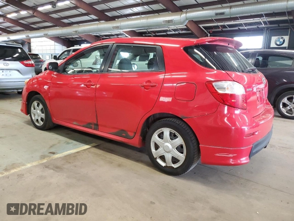 2010 Toyota Matrix S z VIN 2T1LE4EE0AC014823, wystawiony jako Copart lot #57038765 z przebiegiem 154 631 mil mil oraz Czysty tytuł • Clean title. Historia ofert i sprzedaży dostępna na DreamBid. Obrazek 2.