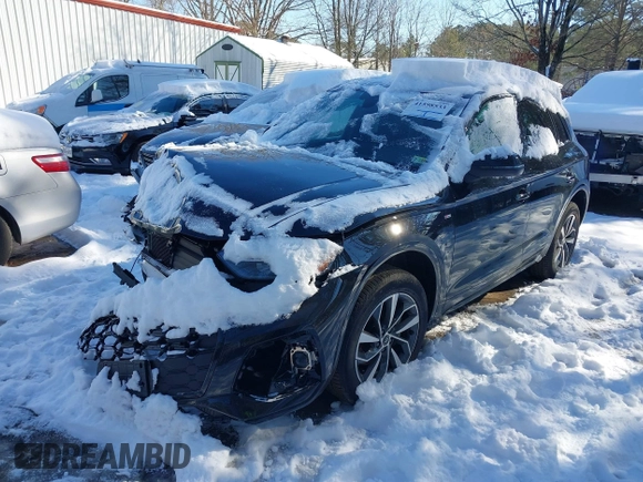 2024 Audi Q5 S line Premium with VIN WA1GAAFY6R2124865, listed as a IAAI auction lot 41598533 with 4,720 mi miles and . Bid and sale history available at DreamBid. Image 2.