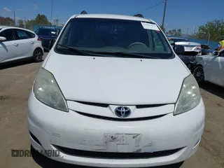 2006 Toyota Sienna CE with VIN 5TDZA23C56S452618, listed as a IAAI auction lot 41965413 with 133,253 mi miles and . Bid and sale history available at carsss.com. Image 12.