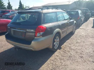2008 Subaru Outback i with VIN 4S4BP61C787312380, listed as a IAAI auction lot 42613860 with 139,730 mi miles and . Bid and sale history available at DreamBid. Image 4.