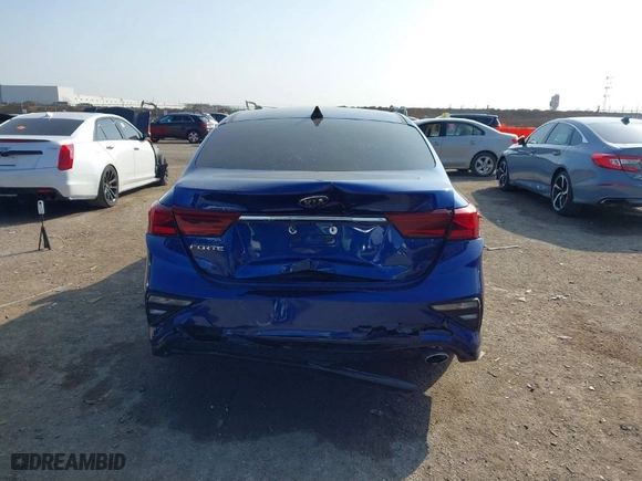 2019 Kia Forte FE with VIN 3KPF24AD5KE028660, listed as a IAAI auction lot 41516589 with NaN miles. Bid and sale history available at carsss.com. Image 16.