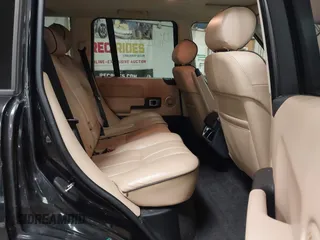 2006 Land Rover Range Rover HSE with VIN SALME15466A230819, listed as a IAAI auction lot 42123446 with 133,820 mi miles and . Bid and sale history available at DreamBid. Image 8.