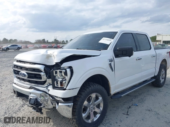 2021 Ford F-150 XL with VIN 1FTEW1EP8MKE37660, listed as a IAAI auction lot 41724059 with 45,596 mi miles. Bid and sale history available at carsss.com. Image 6.