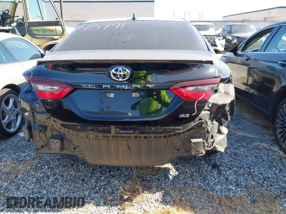 2021 Toyota Camry SE Nightshade with VIN 4T1T11AK7MU546224, listed as a IAAI auction lot 42149149 with 81,996 mi miles and . Bid and sale history available at carsss.com. Image 17.