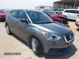 2020 Nissan Kicks S z VIN 3N1CP5BV9LL525082, wystawiony jako IAAI lot #42322672 z przebiegiem 48 035 mil mil oraz . Historia ofert i sprzedaży dostępna na DreamBid. Obrazek 1.