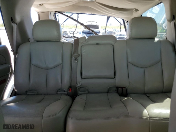 2005 Chevrolet Tahoe LT with VIN 1GNEC13T85R154586, listed as a Copart auction lot 48255335 with 235,856 mi miles and Salvage Title. Bid and sale history available at carsss.com. Image 10.