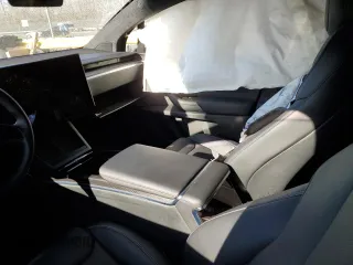 2024 Tesla Model X Plaid with VIN 7SAXCBE61RF448716, listed as a Copart auction lot 42599075 with Not Provided miles and Salvage Title. Bid and sale history available at DreamBid. Image 7.
