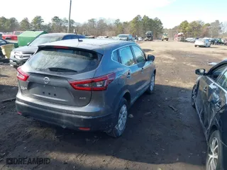2020 Nissan Rogue Sport S with VIN JN1BJ1CW0LW646879, listed as a IAAI auction lot 41447592 with 42,989 mi miles. Bid and sale history available at carsss.com. Image 4.