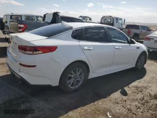 2019 Kia Optima S with VIN 5XXGT4L31KG293945, listed as a Copart auction lot 53371715 with 137,318 mi miles and Salvage Title. Bid and sale history available at carsss.com. Image 3.