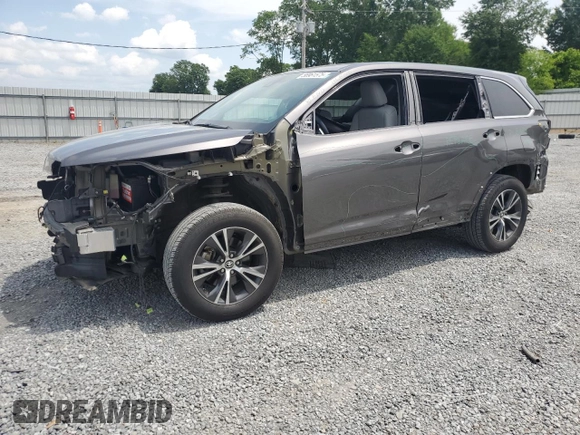 2018 Toyota Highlander LE with VIN 5TDZARFH4JS039470, listed as a Copart auction lot 56961575 with 40,236 mi miles and Salvage title. Bid and sale history available at DreamBid. Image 1.