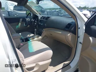 2008 Toyota Highlander z VIN JTEDS41A782067622, wystawiony jako IAAI lot #42287779 z przebiegiem 253 583 mil mil oraz . Historia ofert i sprzedaży dostępna na DreamBid. Obrazek 5.