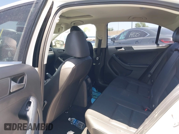 2017 Volkswagen Jetta SE with VIN 3VWDB7AJ9HM398293, listed as a IAAI auction lot 42551194 with 63,100 mi miles and . Bid and sale history available at DreamBid. Image 8.
