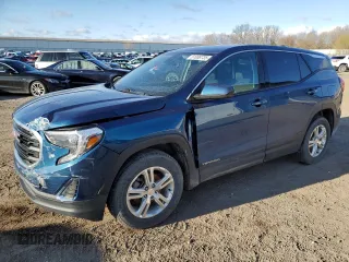 2020 GMC Terrain SLE z VIN 3GKALMEV7LL173761, wystawiony jako Copart lot #51088735 z przebiegiem 117 105 mil mil oraz Szkoda całkowita • Salvage title. Historia ofert i sprzedaży dostępna na DreamBid. Obrazek 1.