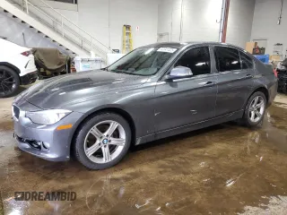 2015 BMW 3 Series 320i xDrive z VIN WBA3C3G50FNS76632, wystawiony jako Copart lot #52041325 z przebiegiem 121 706 mil mil oraz Szkoda całkowita • Salvage title. Historia ofert i sprzedaży dostępna na DreamBid. Obrazek 1.